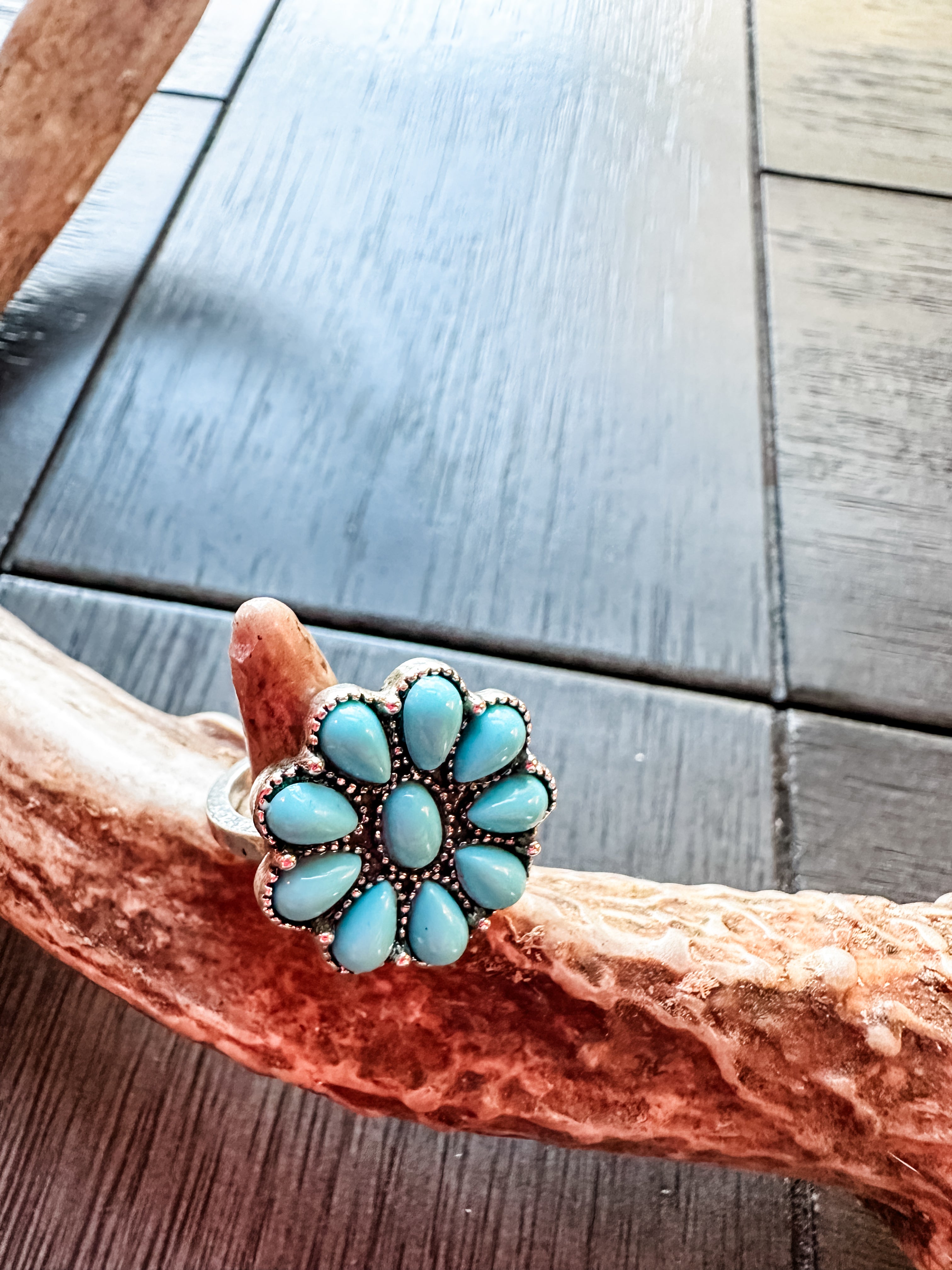 Turquoise Flower Ring size 8 1/2