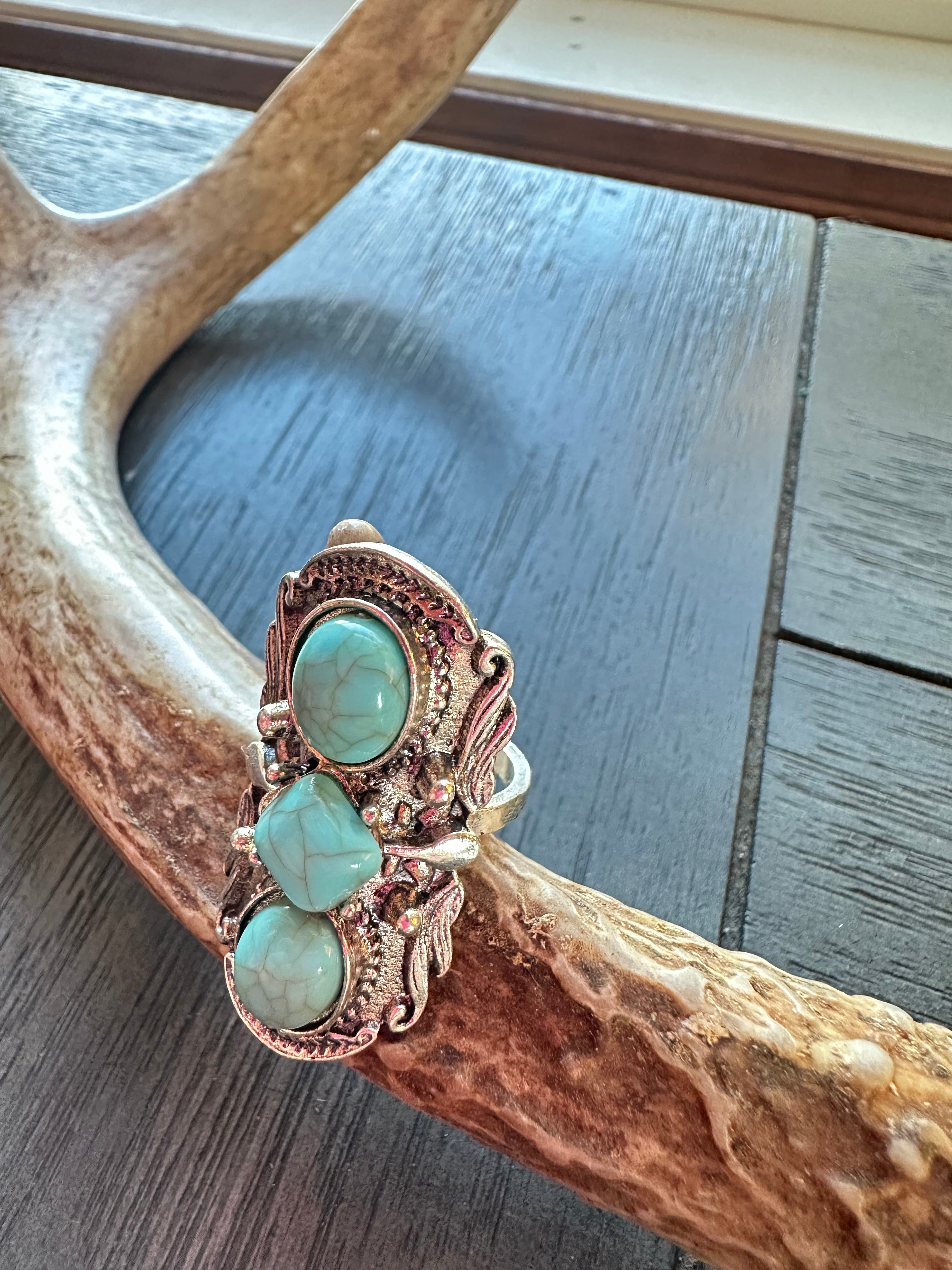 3 Stone Turquoise Western Ring