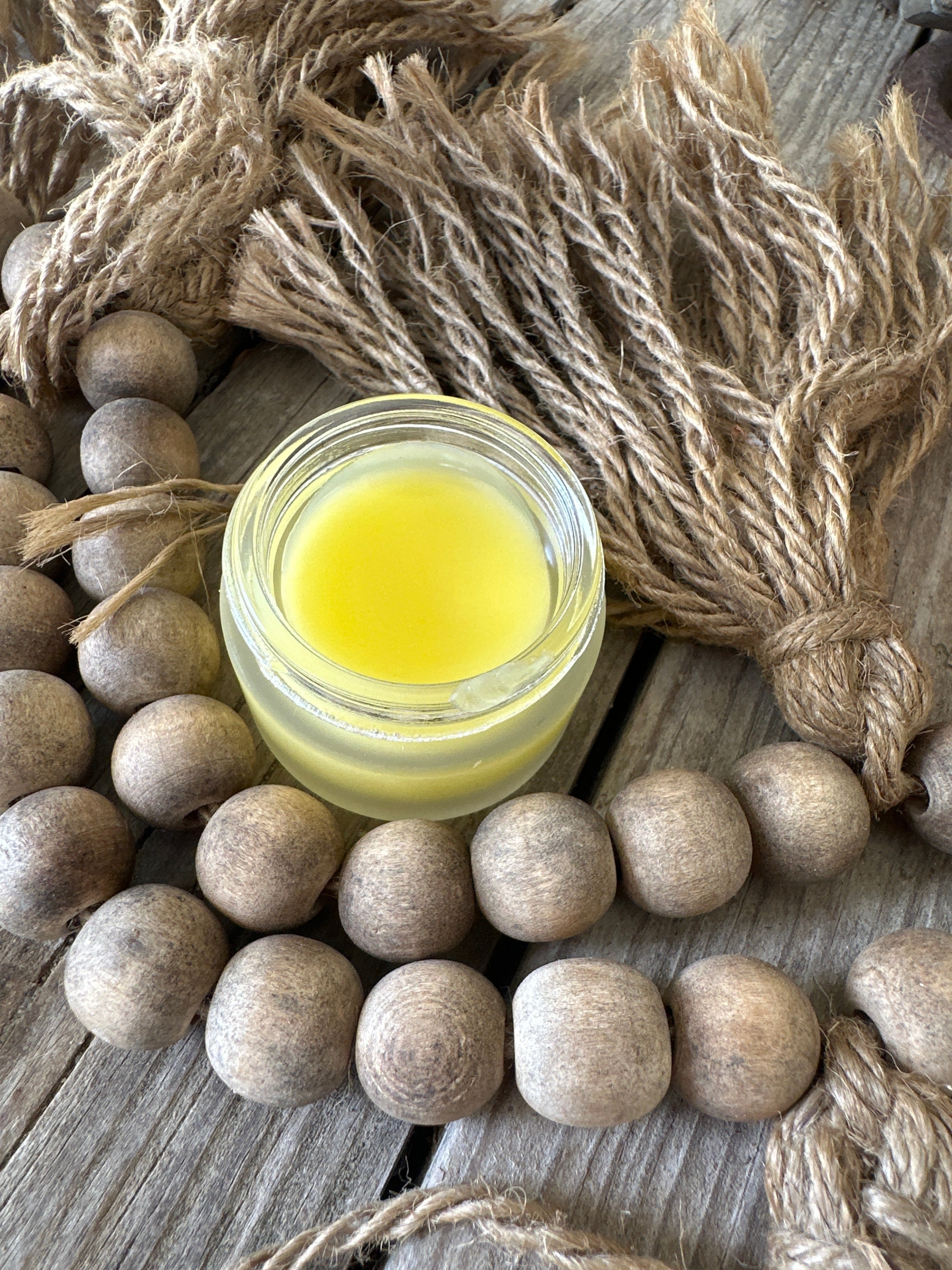 E.ssential Salve